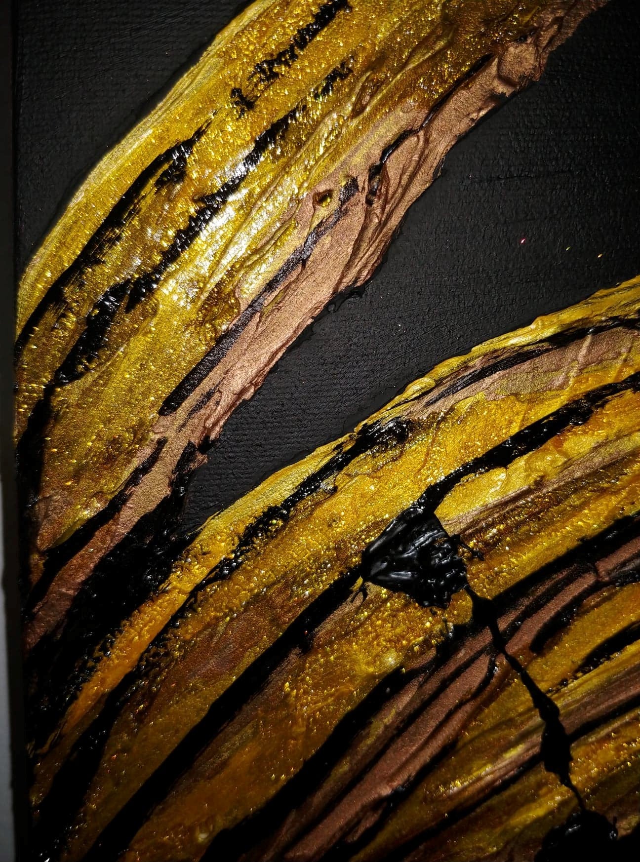 GOLD SPLASH